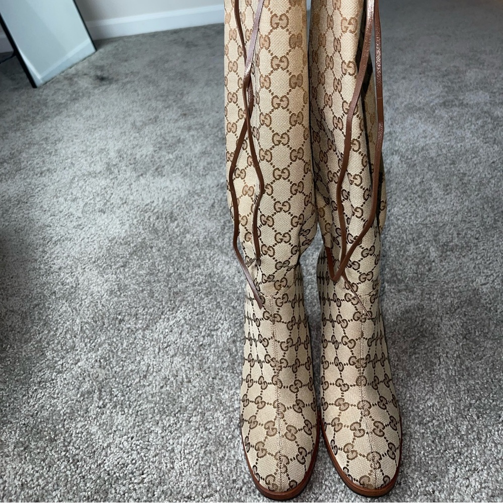 Women gucci canvas boots size 39 1/2